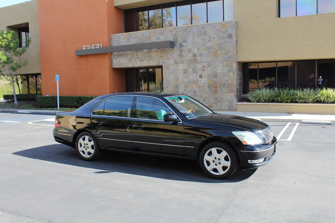 2006 Lexus LS 3rd Gen - Image 28 of 31