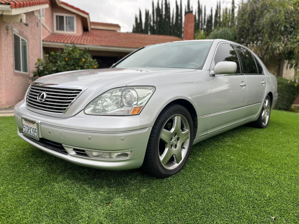 2006 Lexus LS 3rd Gen - Image 9 of 31