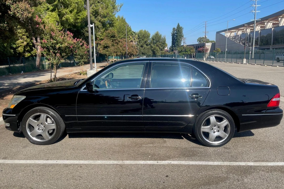 2006 Lexus LS 3rd Gen - Image 4 of 6