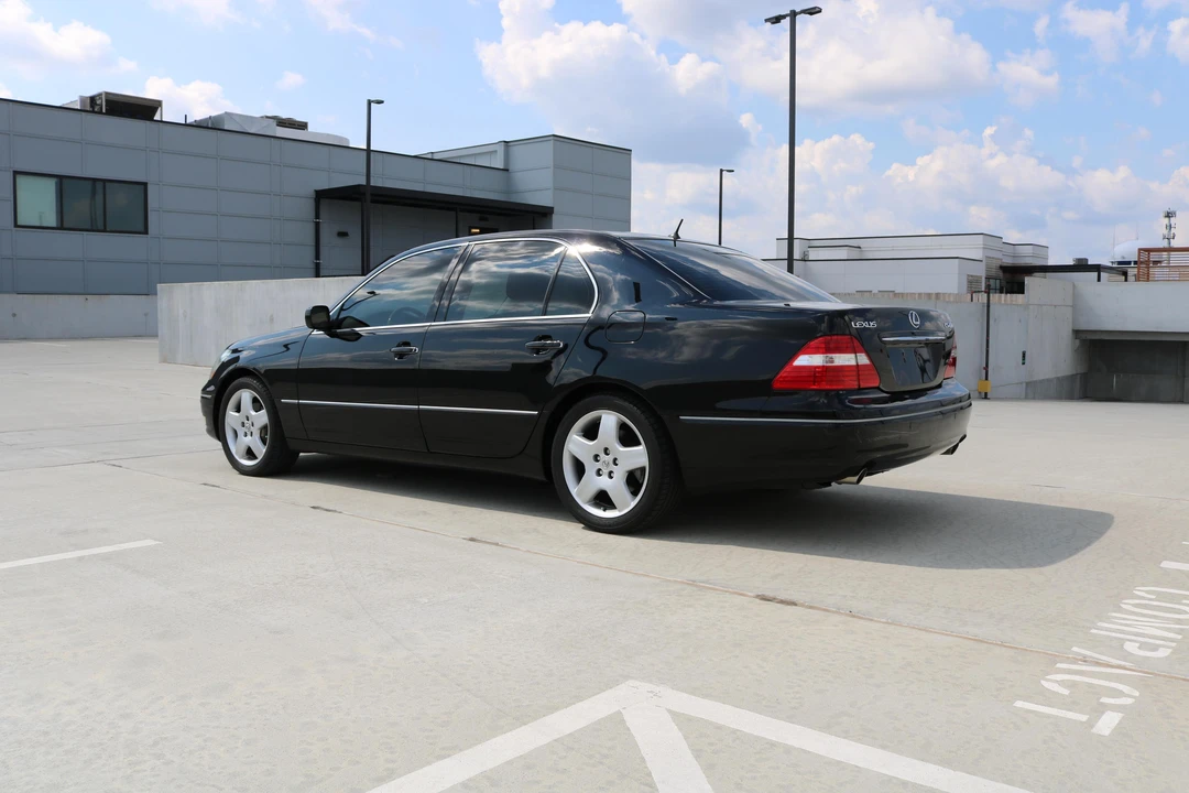 2006 Lexus LS 3rd Gen - Image 12 of 21