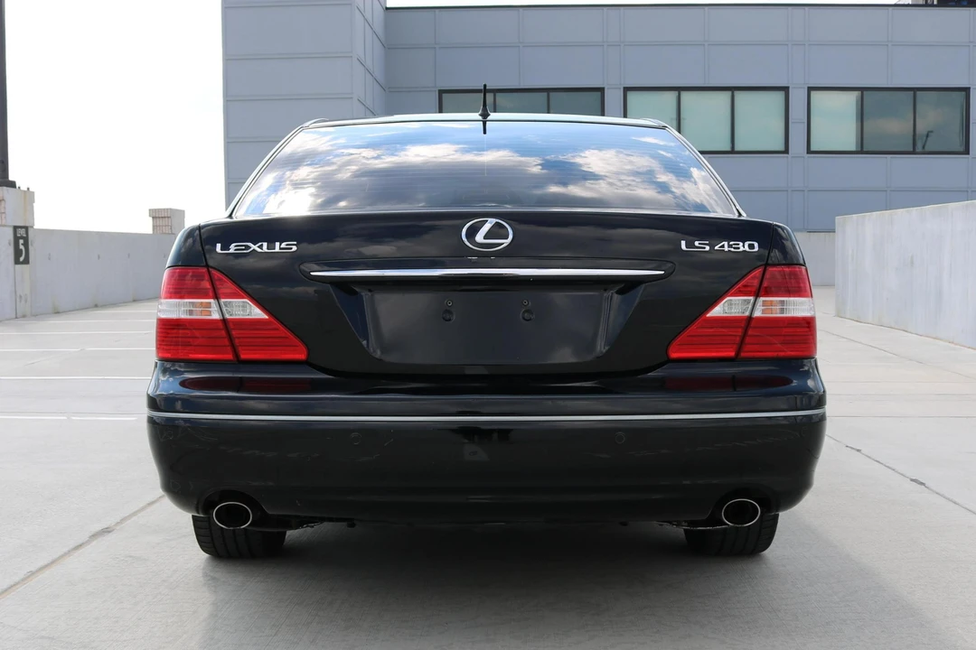 2006 Lexus LS 3rd Gen - Image 5 of 21