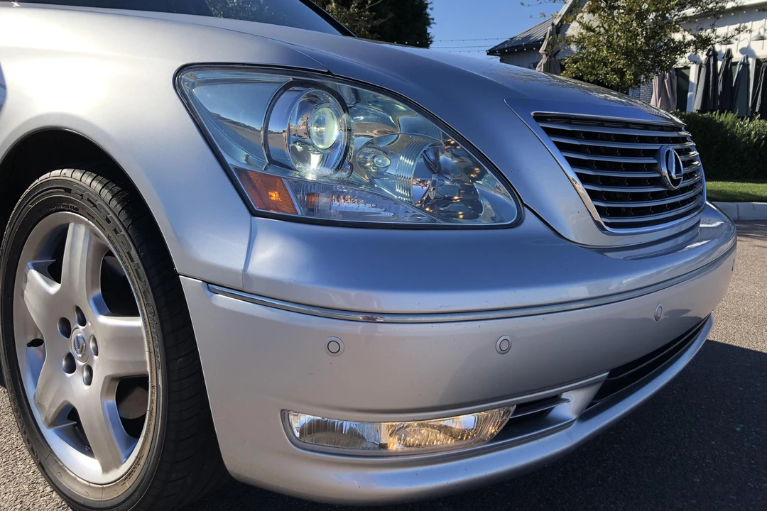 2006 Lexus LS 3rd Gen - Image 11 of 12