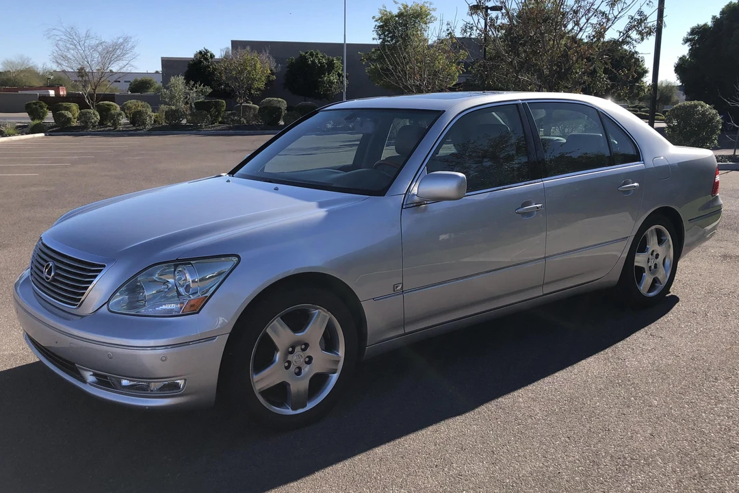 2006 Lexus LS 3rd Gen - Image 3 of 12