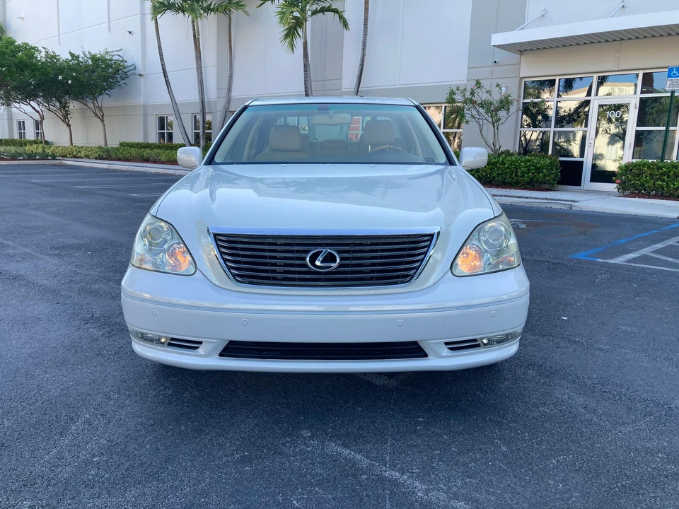 2006 Lexus LS 3rd Gen - Image 7 of 31