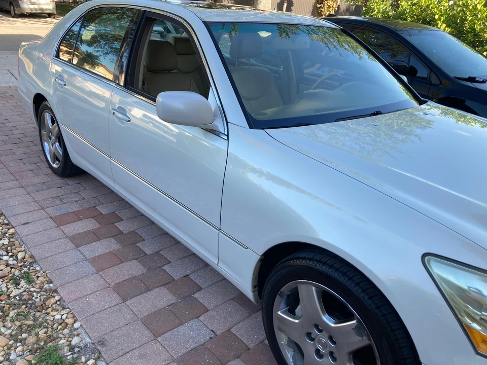 2006 Lexus LS 3rd Gen - Image 31 of 31