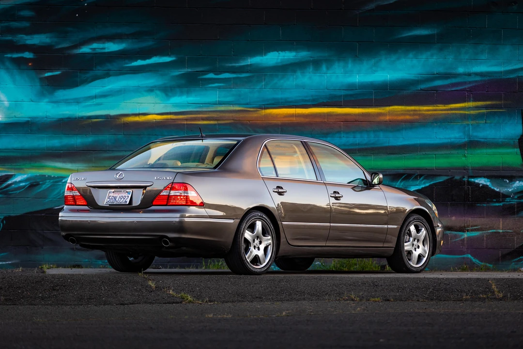 2006 Lexus LS 3rd Gen - Image 23 of 31