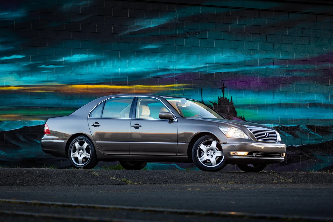 2006 Lexus LS 3rd Gen - Image 26 of 31