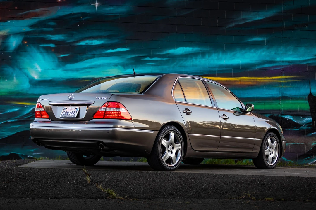2006 Lexus LS 3rd Gen - Image 22 of 31