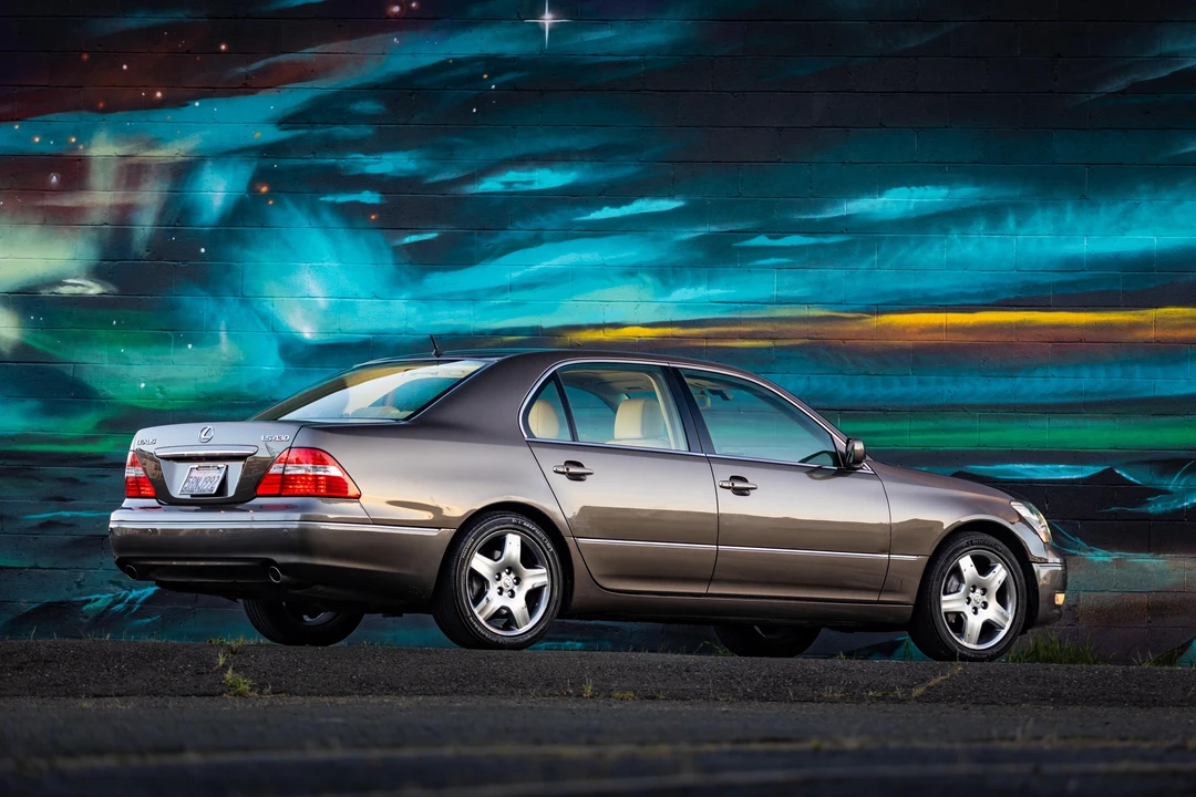 2006 Lexus LS 3rd Gen - Image 24 of 31