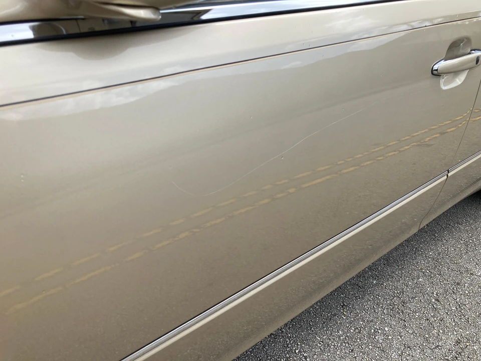 2006 Lexus LS 3rd Gen - Image 16 of 31