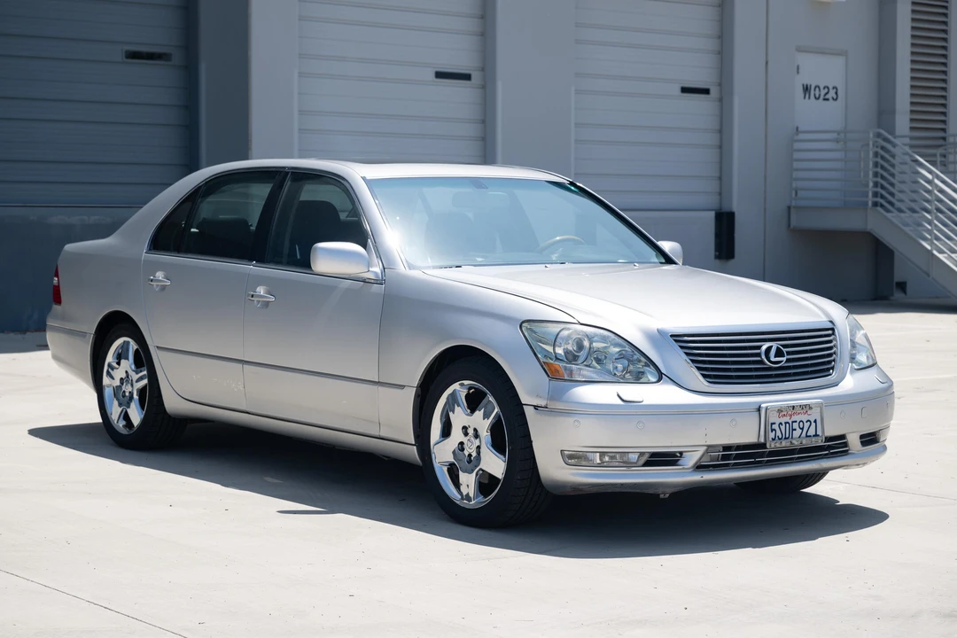 2006 Lexus LS 3rd Gen - Image 14 of 31