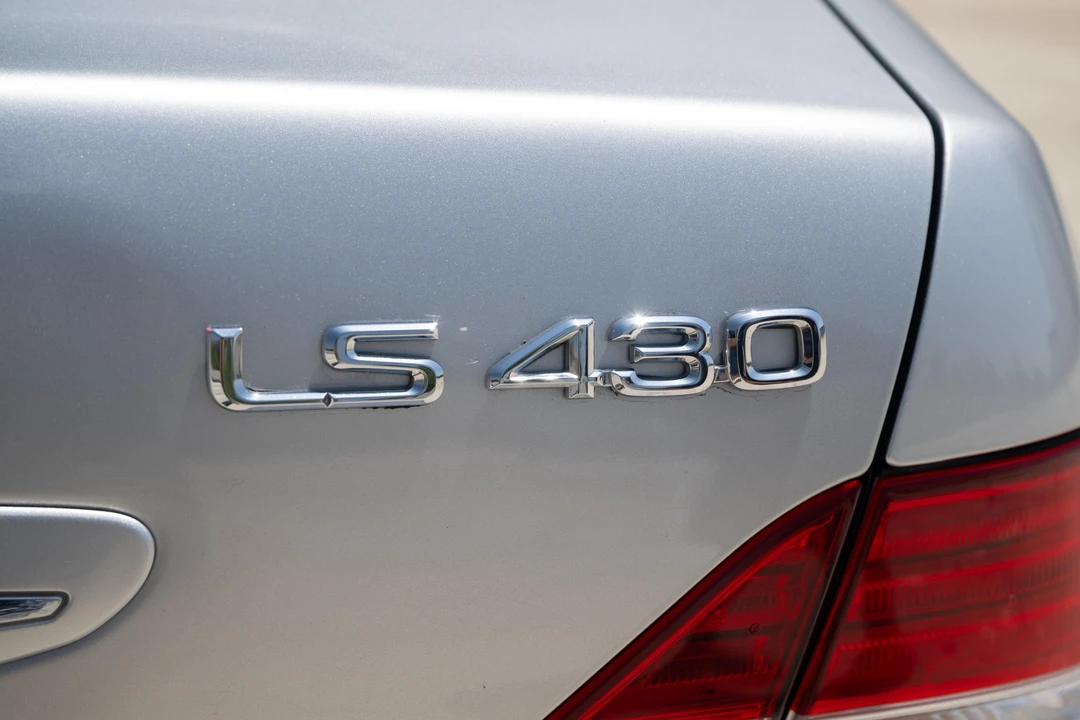 2006 Lexus LS 3rd Gen - Image 30 of 31