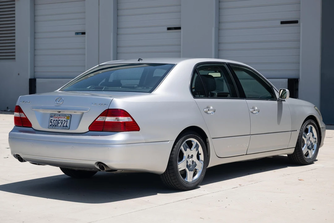 2006 Lexus LS 3rd Gen - Image 4 of 31