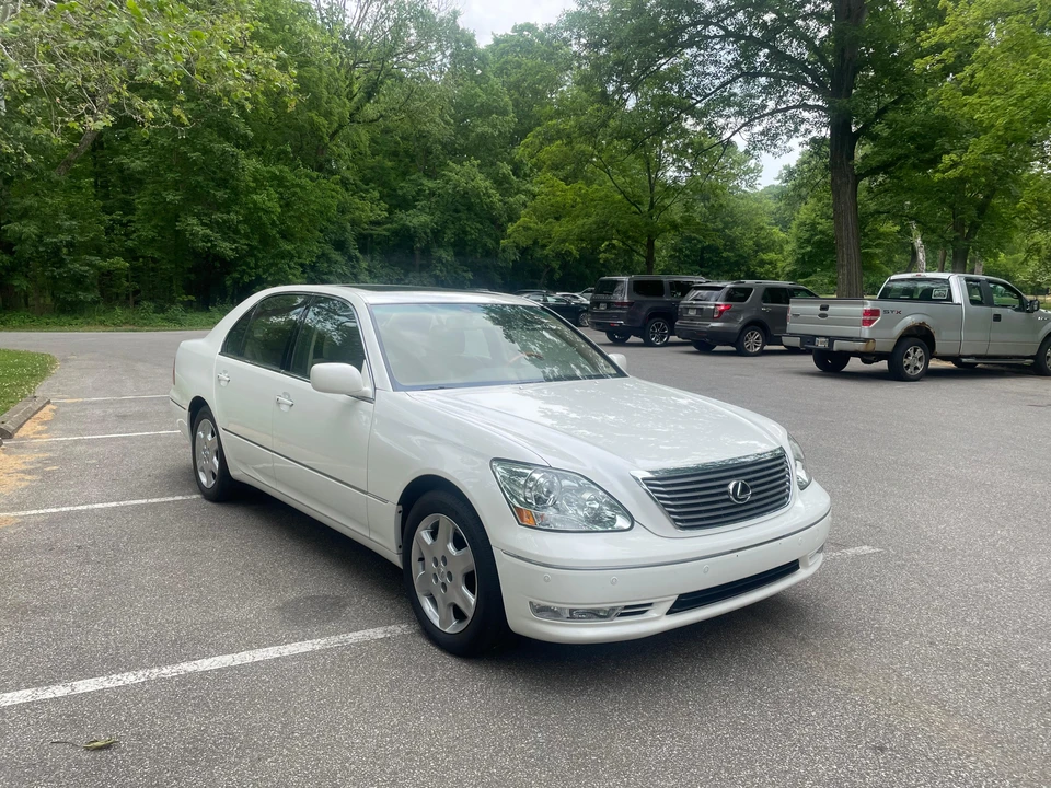 2006 Lexus LS 3rd Gen - Image 7 of 31