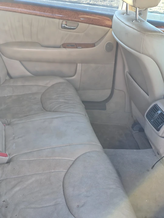 2006 Lexus LS 3rd Gen - Image 12 of 19