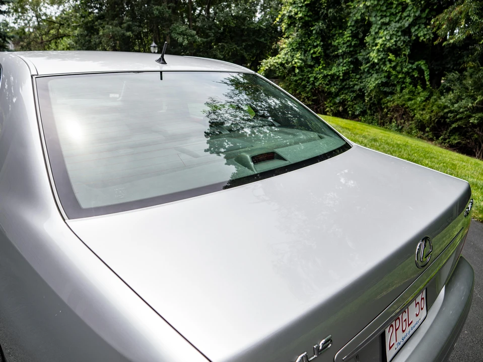 2006 Lexus LS 3rd Gen - Image 26 of 31