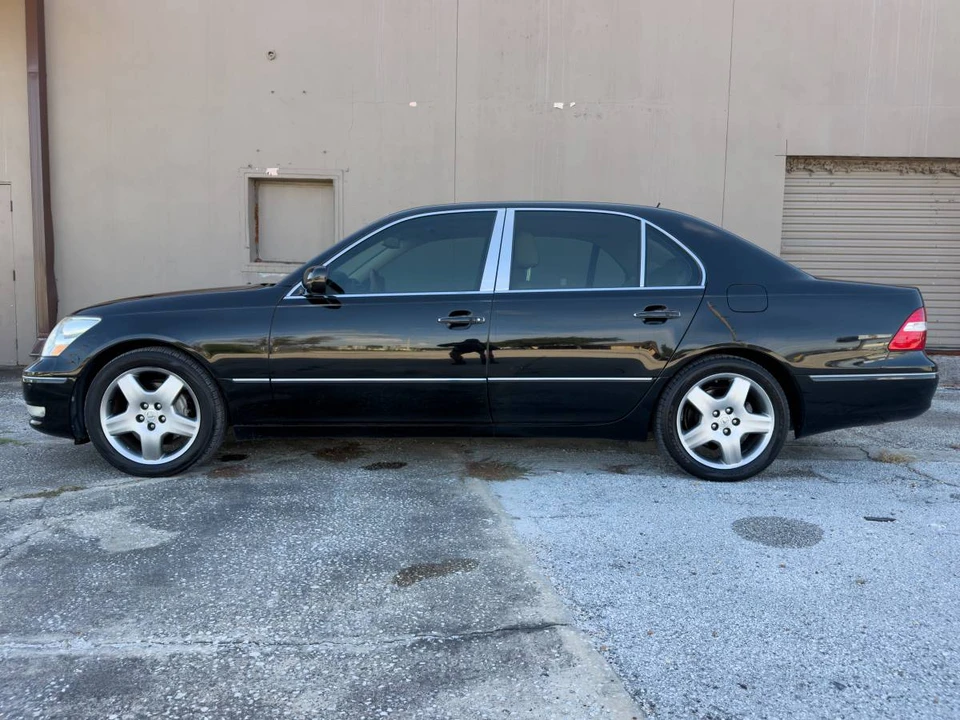 2006 Lexus LS 3rd Gen - Image 6 of 19