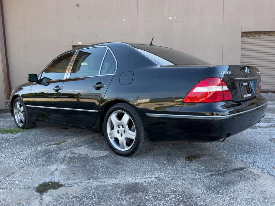 2006 Lexus LS 3rd Gen - Image 5 of 19