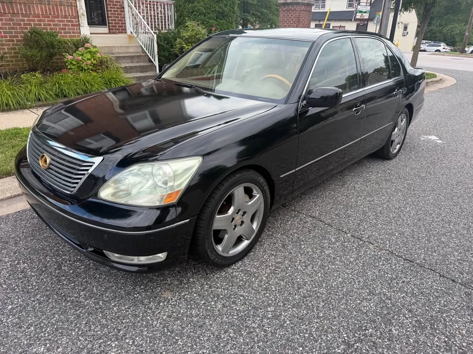 2006 Lexus LS 3rd Gen - Image 2 of 18