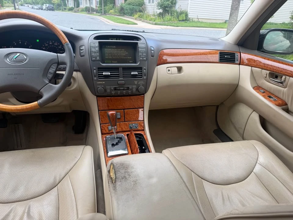 2006 Lexus LS 3rd Gen - Image 8 of 18