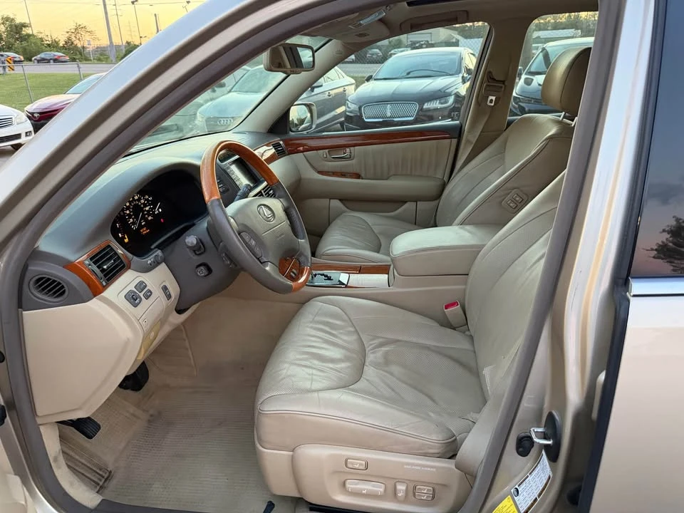 2006 Lexus LS 3rd Gen - Image 16 of 20