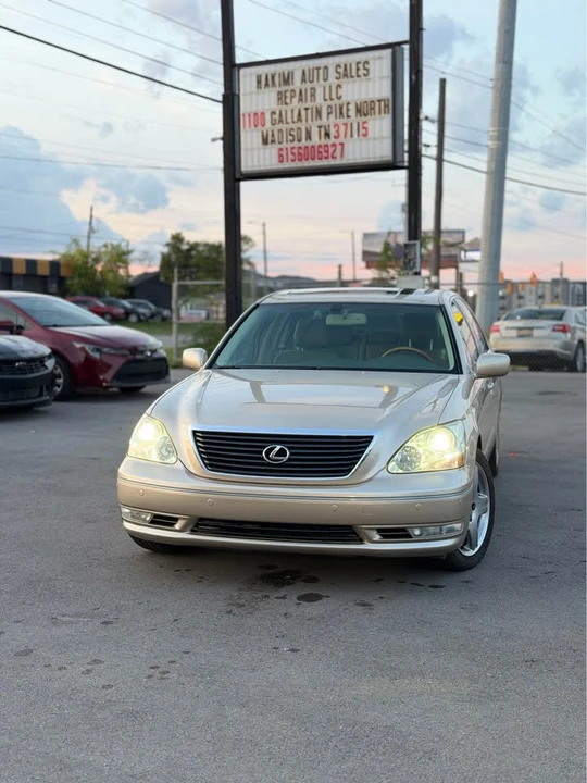 2006 Lexus LS 3rd Gen - Image 2 of 20