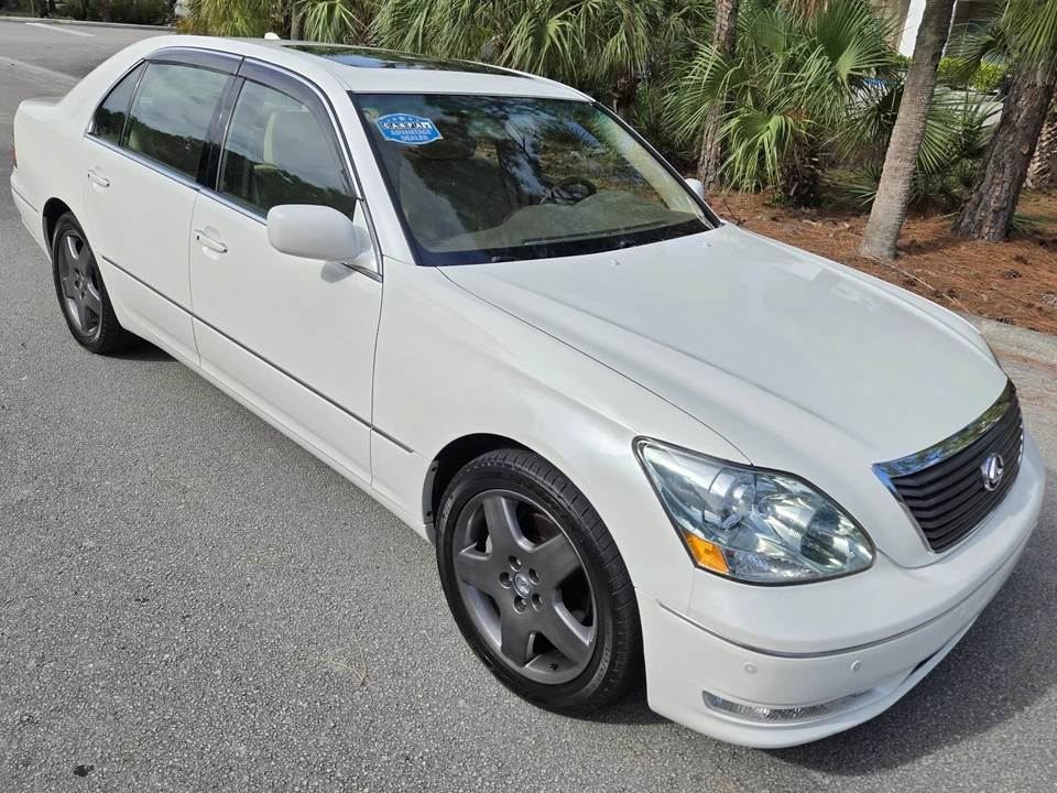 2006 Lexus LS 3rd Gen - Image 23 of 31