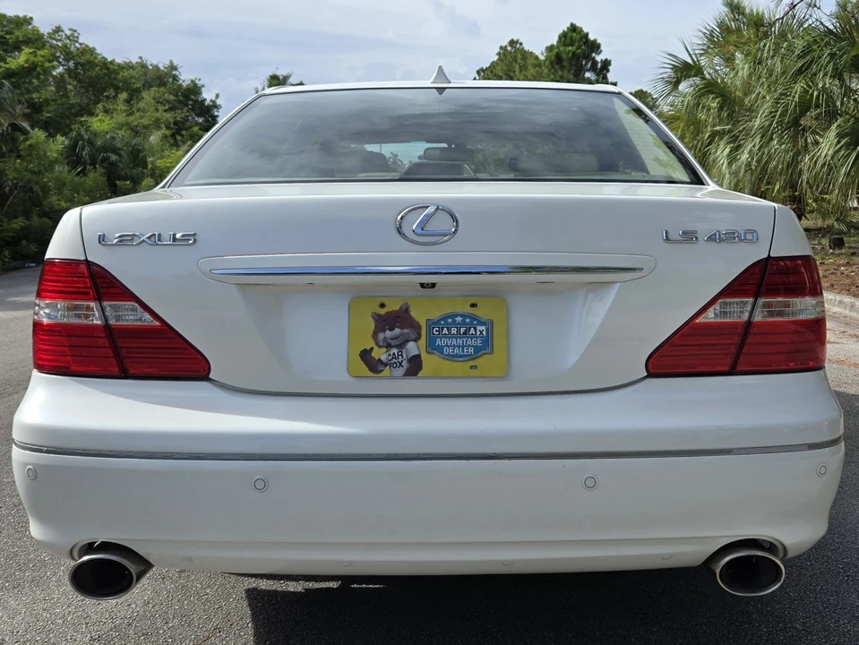 2006 Lexus LS 3rd Gen - Image 8 of 31