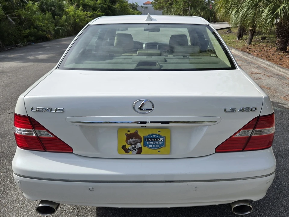 2006 Lexus LS 3rd Gen - Image 9 of 31