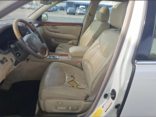 2006 Lexus LS 3rd Gen - Image 2 of 10
