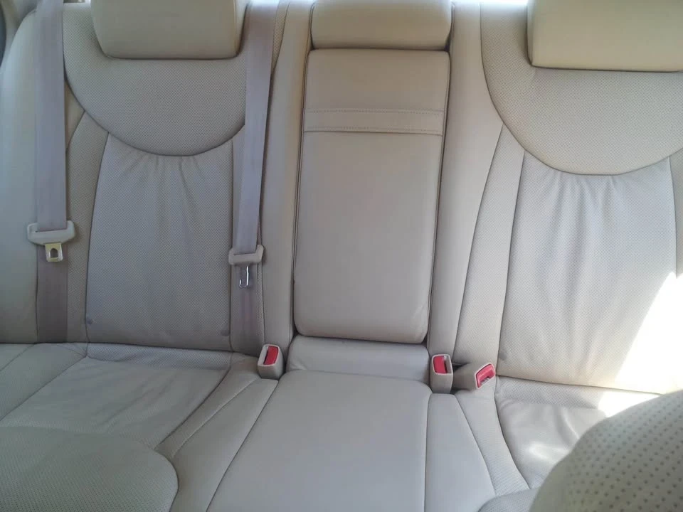 2006 Lexus LS 3rd Gen - Image 3 of 4