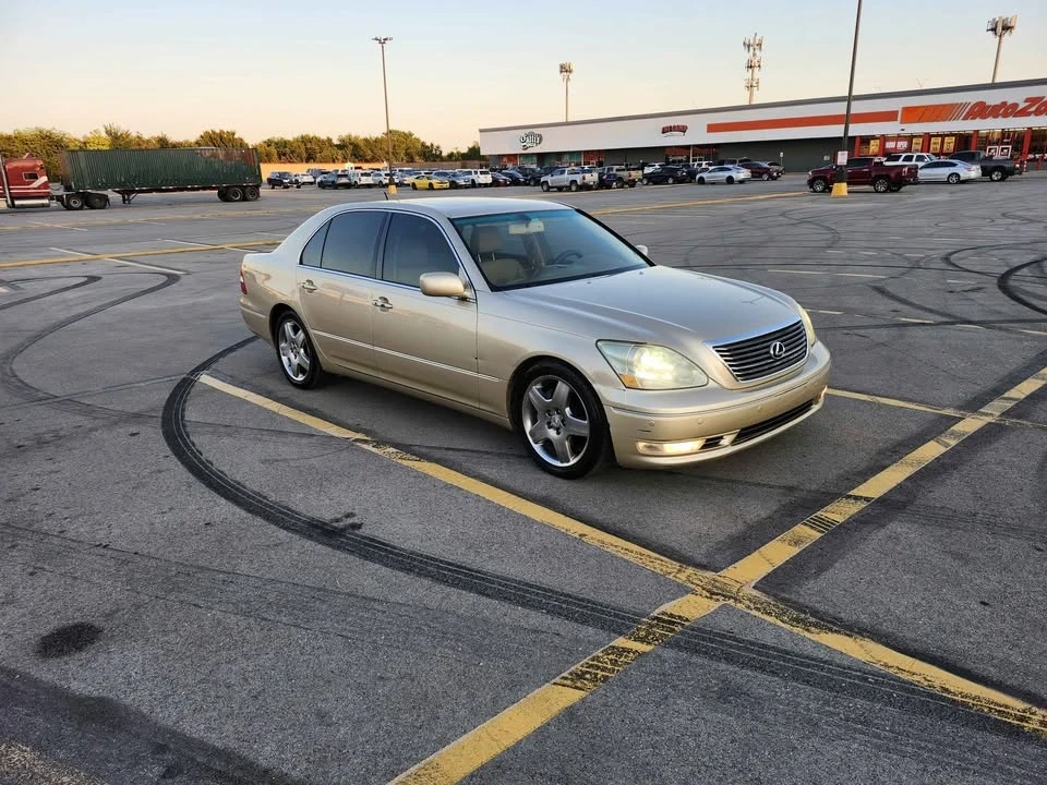 2006 Lexus LS 3rd Gen - Image 3 of 12