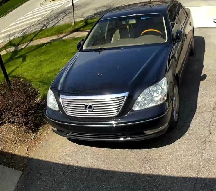 2006 Lexus LS 3rd Gen - Image 2 of 7