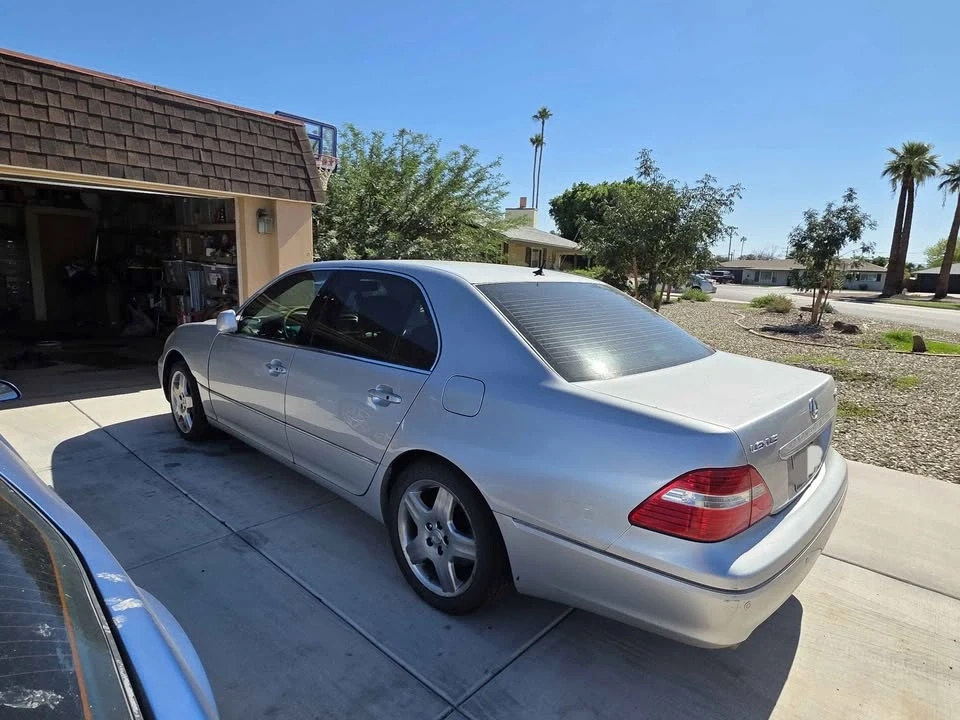 2006 Lexus LS 3rd Gen - Image 4 of 6