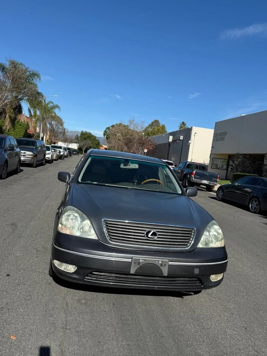 2006 Lexus LS 3rd Gen - Image 3 of 9