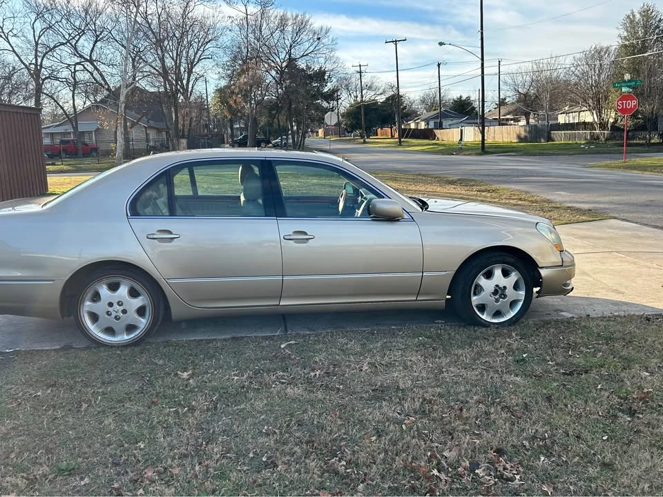 2006 Lexus LS 3rd Gen - Image 4 of 9