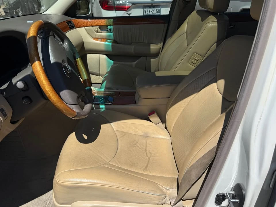 2006 Lexus LS 3rd Gen - Image 2 of 5