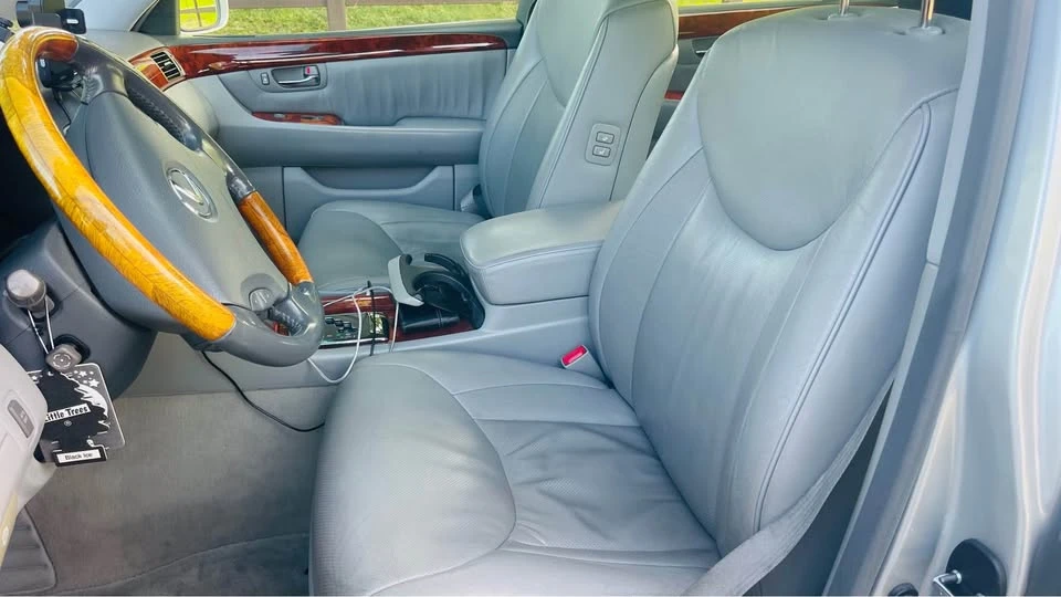 2006 Lexus LS 3rd Gen - Image 7 of 9