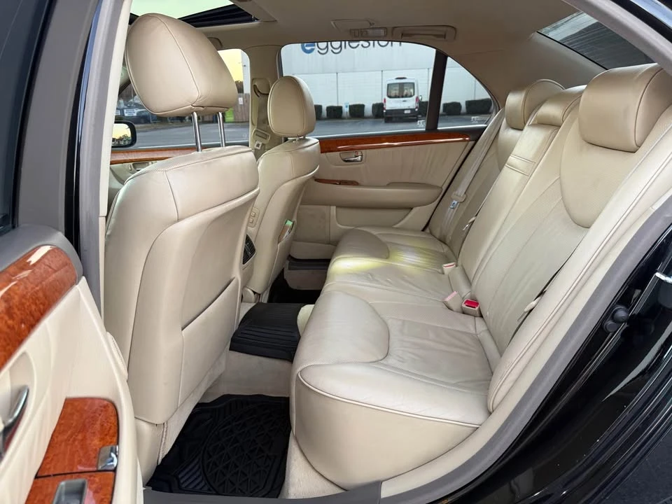 2006 Lexus LS 3rd Gen - Image 14 of 20