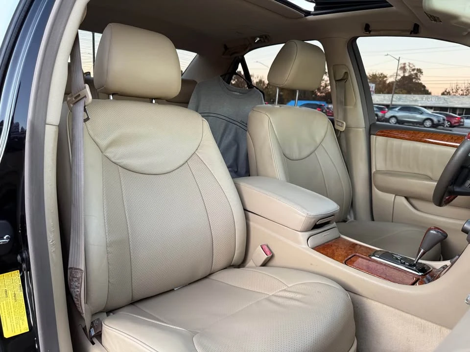 2006 Lexus LS 3rd Gen - Image 19 of 20