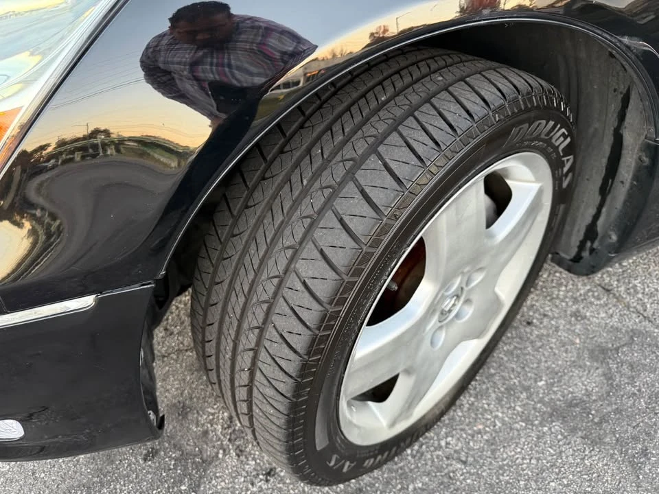 2006 Lexus LS 3rd Gen - Image 8 of 20