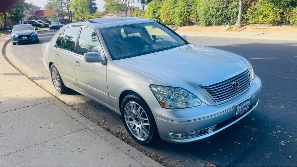 2006 Lexus LS 3rd Gen - Image 5 of 9
