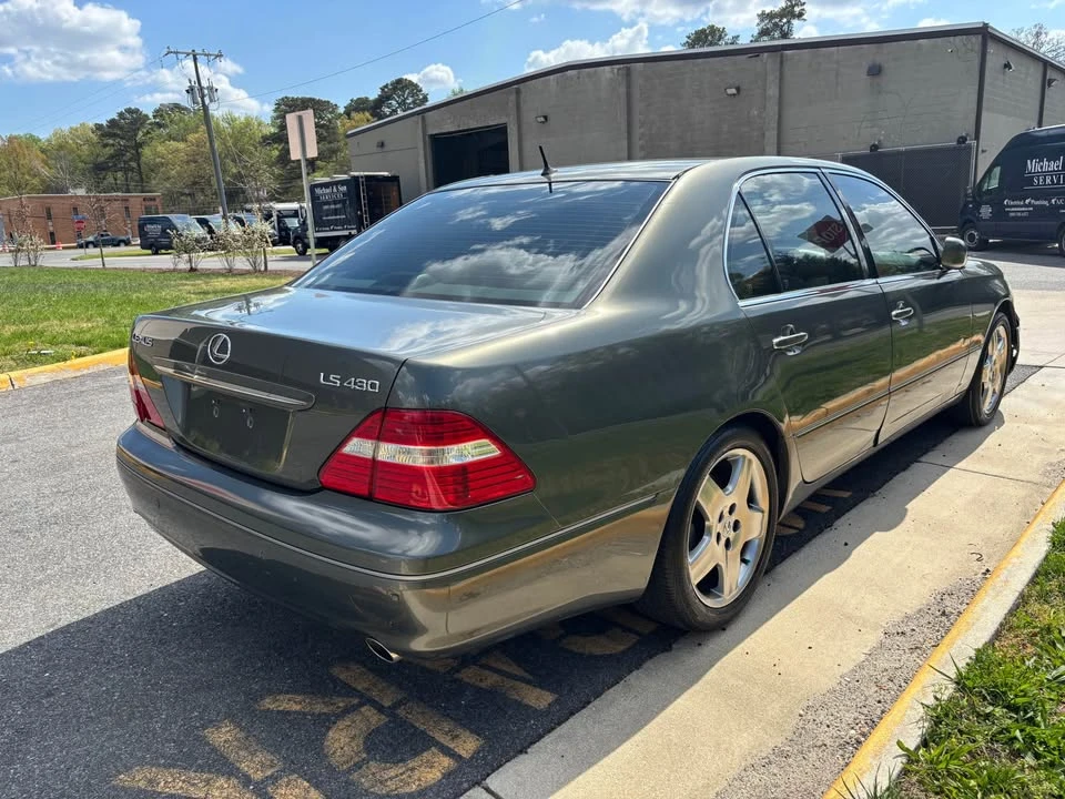 2006 Lexus LS 3rd Gen - Image 5 of 14