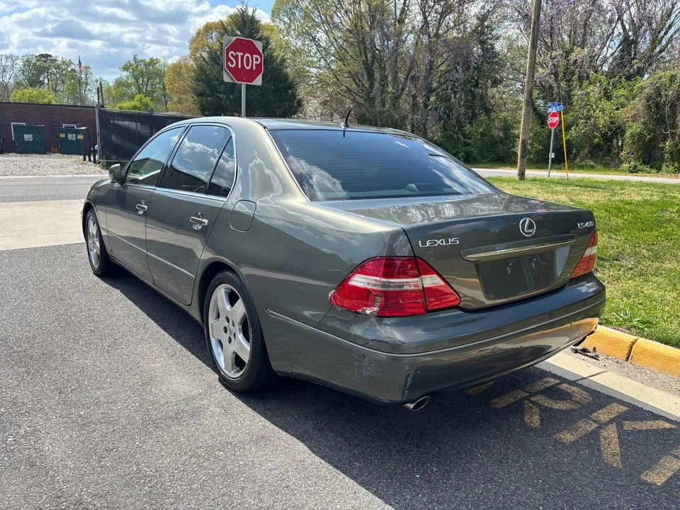 2006 Lexus LS 3rd Gen - Image 7 of 14