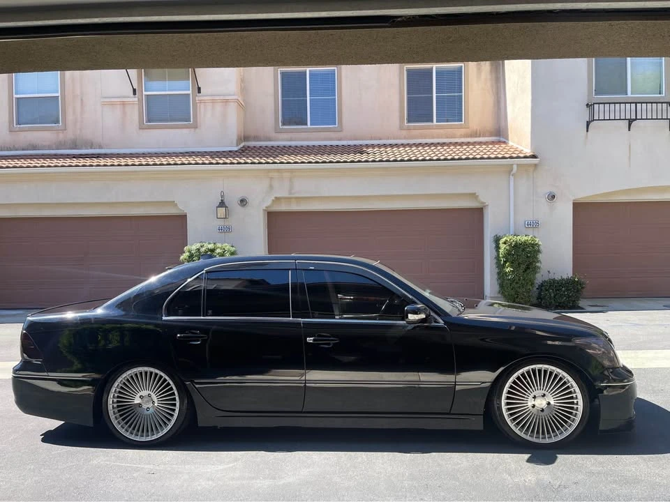 2006 Lexus LS 3rd Gen - Image 3 of 14