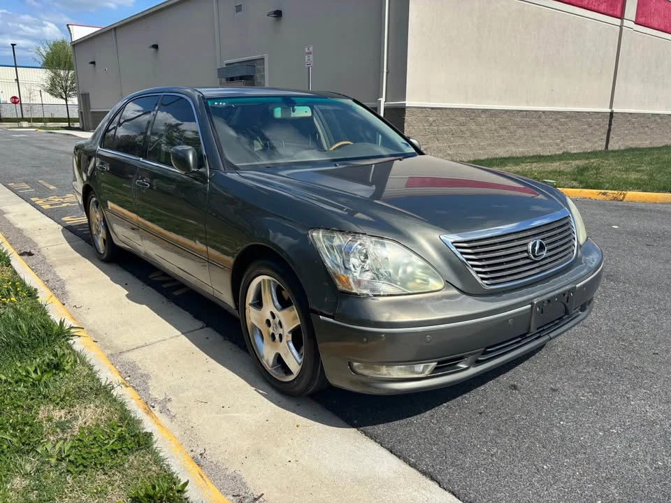 2006 Lexus LS 3rd Gen - Image 3 of 14