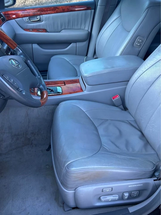 2006 Lexus LS 3rd Gen - Image 4 of 9