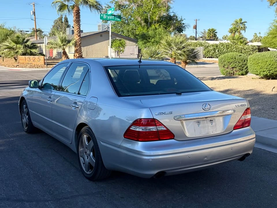 2006 Lexus LS 3rd Gen - Image 4 of 18