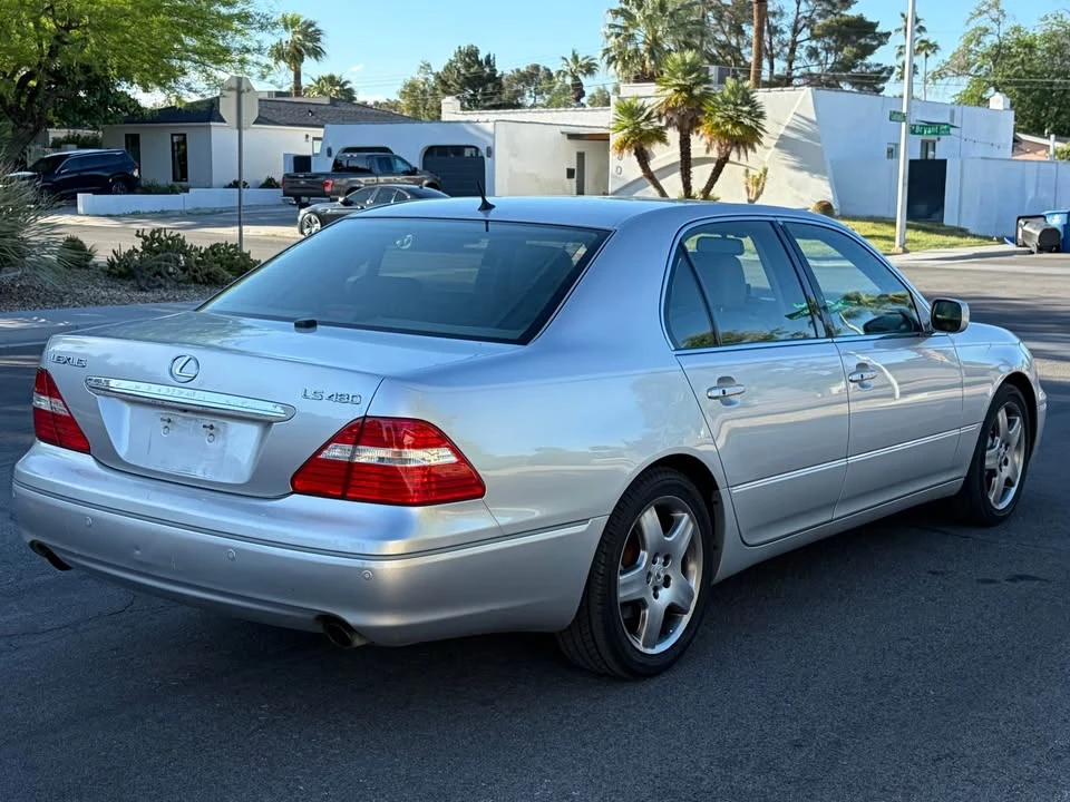 2006 Lexus LS 3rd Gen - Image 6 of 18
