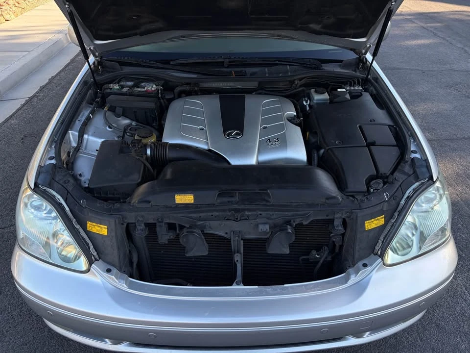 2006 Lexus LS 3rd Gen - Image 18 of 18